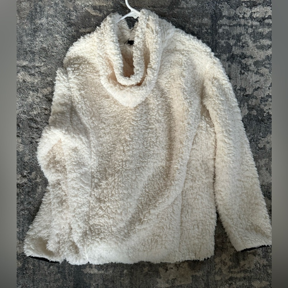 Southern Spirit Sherpa Collection color - Natural - Picture 5 of 5